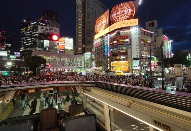 ルーフ開放時(渋谷スクランブル交差点)