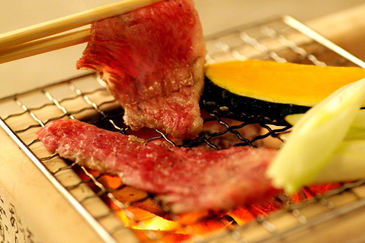 飛騨牛一頭買い 焼肉 かんかこ よりクリスマス限定プランのご案内 株式会社サンド開発のプレスリリース