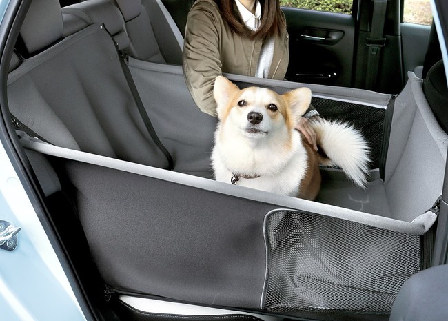 Honda Dog」から助手席に取り付け可能な愛犬用ソフトケージ「ペット