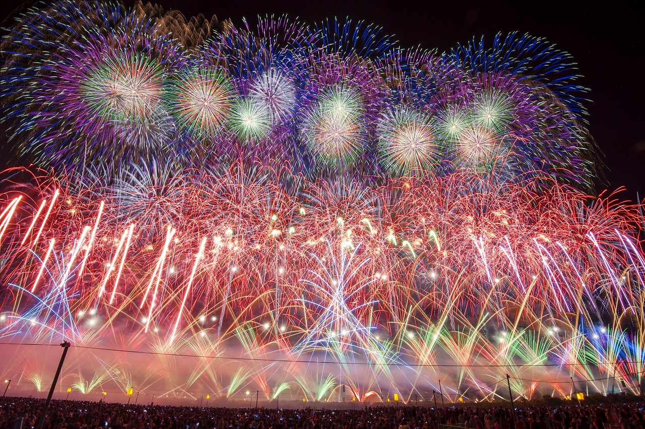 豪雨被害にも負けずに今年も開催 第91回全国花火競技大会「大曲の花火