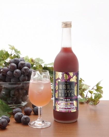 シーボン 葡萄美人 ボ ジョレヌーヴォーにあわせて解禁 穫れたて長野産巨峰の果汁 野草源酵素 の酢飲料 株式会社 シーボンのプレスリリース