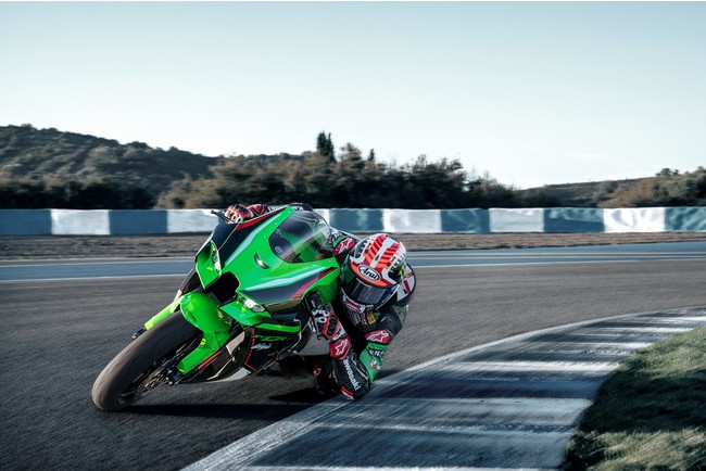 カワサキから スーパーバイク世界選手権で6連覇を獲得した Ninja Zx 10r Rr が さらなるアップデートを果たし新登場 株式会社カワサキ モータースジャパンのプレスリリース
