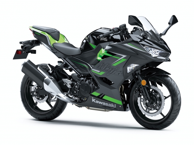 カワサキから「Ninja 400シリーズ」Newグラフィック登場 | 株式会社カワサキモータースジャパンのプレスリリース