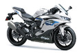 カワサキからスーパースポーツモデル「Ninja ZX-4R」「Ninja ZX-4RR」を2026年8月1日(土)に発売