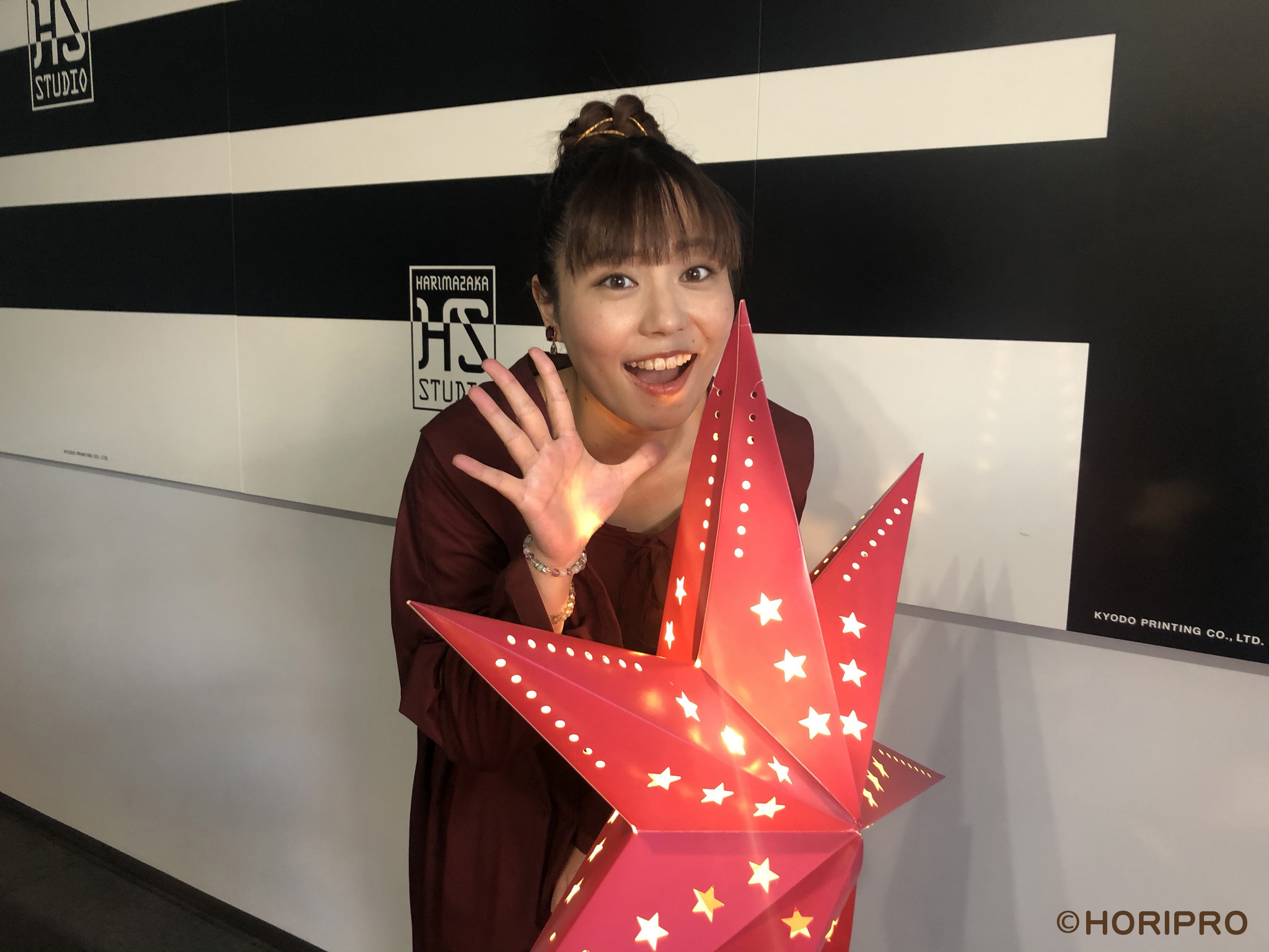 上原りさおねえさん クリスマスソング公開 株式会社ホリプロのプレスリリース