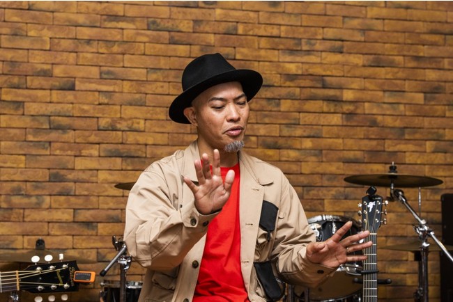 かりゆし58 ヴォーカル・ベース 前川真悟 かりゆし58 ヴォーカル・ベース 前川真悟