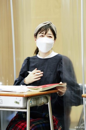 ミセス・ジョンストン役:堀内敬子 ミセス・ジョンストン役:堀内敬子