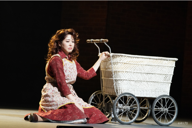 ミセス・ジョンストン役 堀内敬子 ミセス・ジョンストン役 堀内敬子