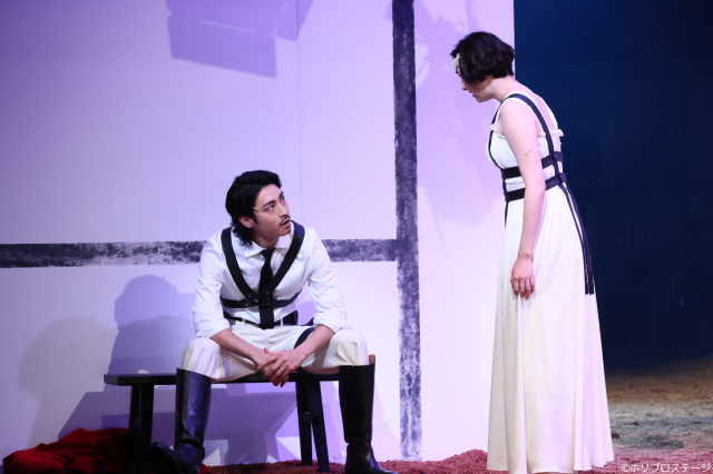 左から)レオナルド:木村達成、花嫁:早見あかり 左から)レオナルド:木村達成、花嫁:早見あかり