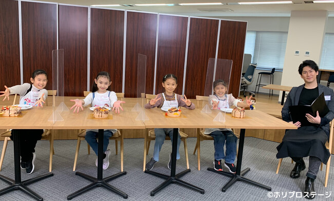 左から)嘉村咲良、熊野みのり、寺田美蘭、三上野乃花、小野田龍之介 左から)嘉村咲良、熊野みのり、寺田美蘭、三上野乃花、小野田龍之介