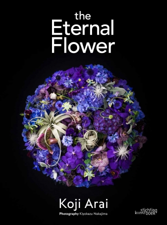 作品集「the Eternal Flower」の世界観を体現した商品を展開