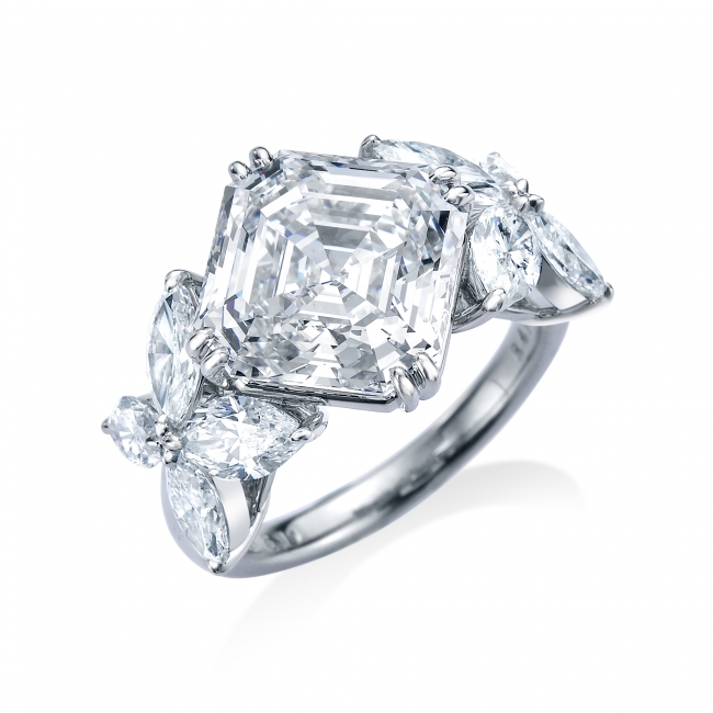 リングPT950 × DIA ￥105,000,000（税抜） センターDIA 5.19ct サイドDIA 1.90ct