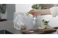 生ゴミを捨てやすく、使わない時はコンパクト「ポリ袋ホルダー」が新発売