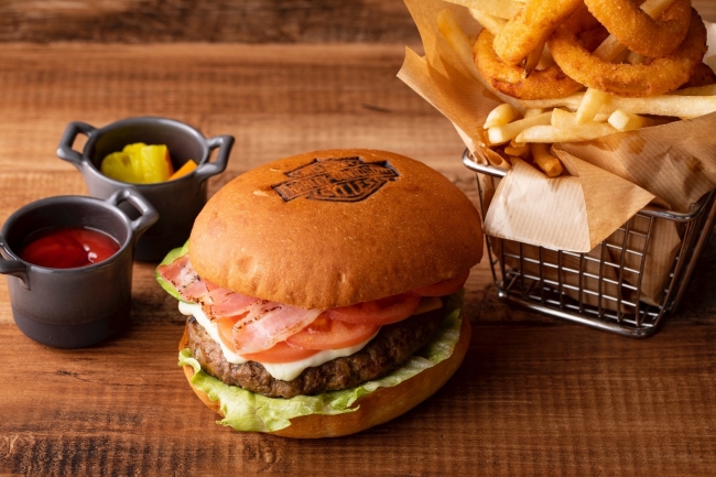 ファットボーイ・アメリカンビーフワイルドバーガー ファットボーイ・アメリカンビーフワイルドバーガー