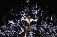 日本人イリュージョニストHARAが「Got Talent」シリーズでスタンディングオベーション!最先端ホログラム×イリュージョンの革新パフォーマンス「ibuki」が審査員を魅了!