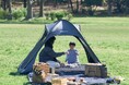 夏の外遊びに、パッと広げる“日陰の拠点”を。WAQのレジャー向けポップテント「EASE POP TENT」が本日12時発売
