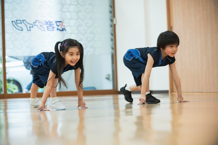 やる気スイッチグループの幼児 小学生向けスポーツ教室 忍者ナイン スポーツ科学に裏付けられたコツを伝授 忍者ナイン 親子かけっこ教室 南船橋ラボ 千葉 船橋市 で6月5日 土 開催 株式会社やる気スイッチグループのプレスリリース