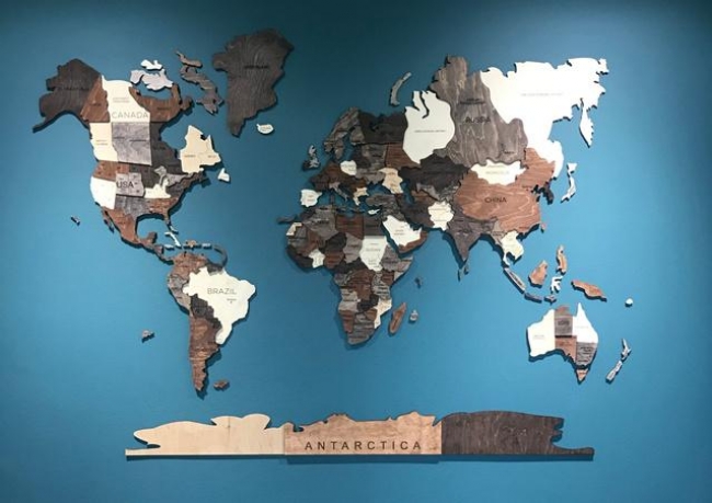 海外で合計1億円の資金調達に成功した高品質 高級な壁掛け木製世界地図 3d Wood World Map が8月21日よりクラウドファンディングmakuakeで先行販売開始 リベルタジャパンのプレスリリース