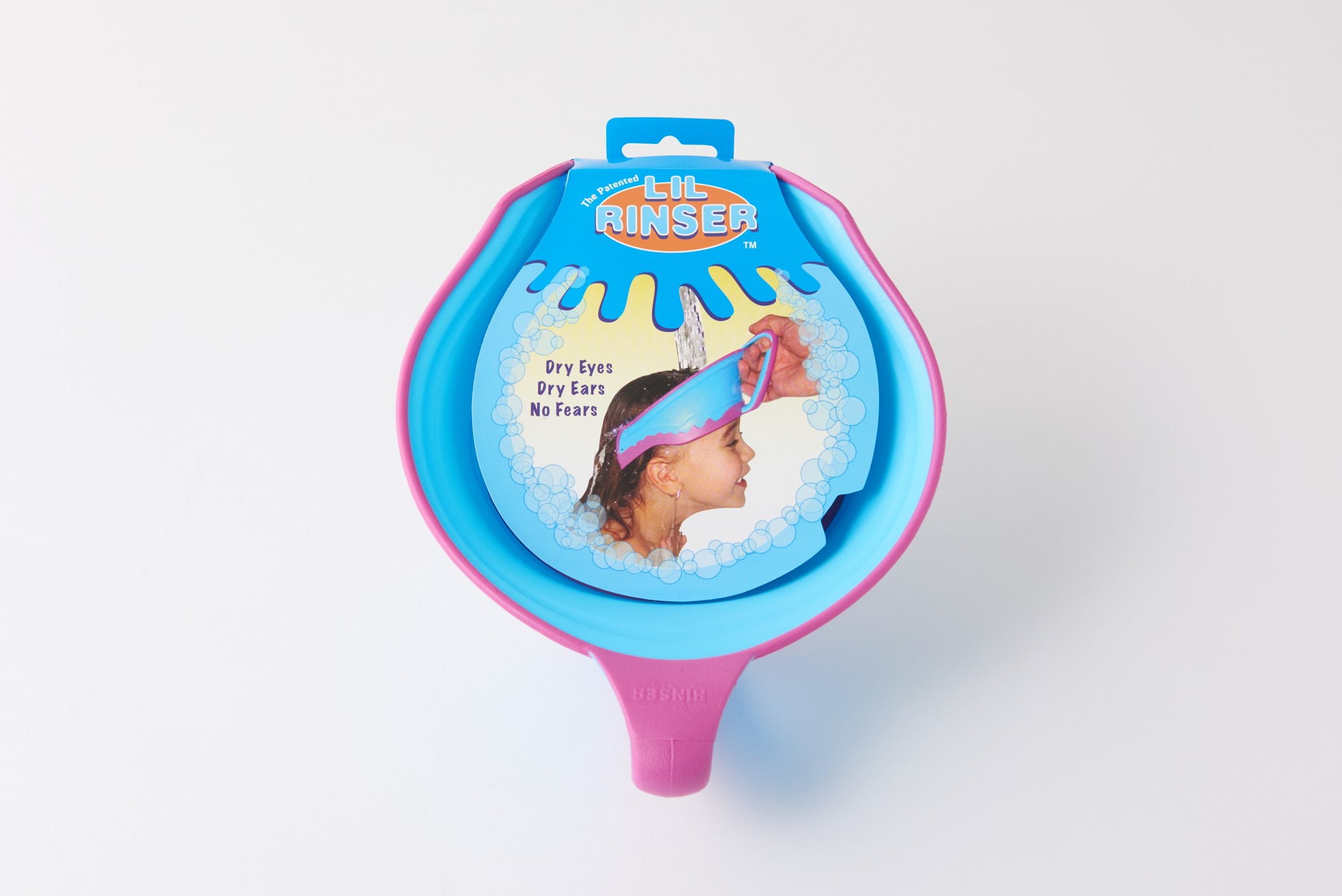 日本上陸 ニューヨーク発 子どものお風呂嫌いもまとめて解決 不思議な見た目のシャンプーハット リルリンサー 登場 株式会社dream Farmのプレスリリース