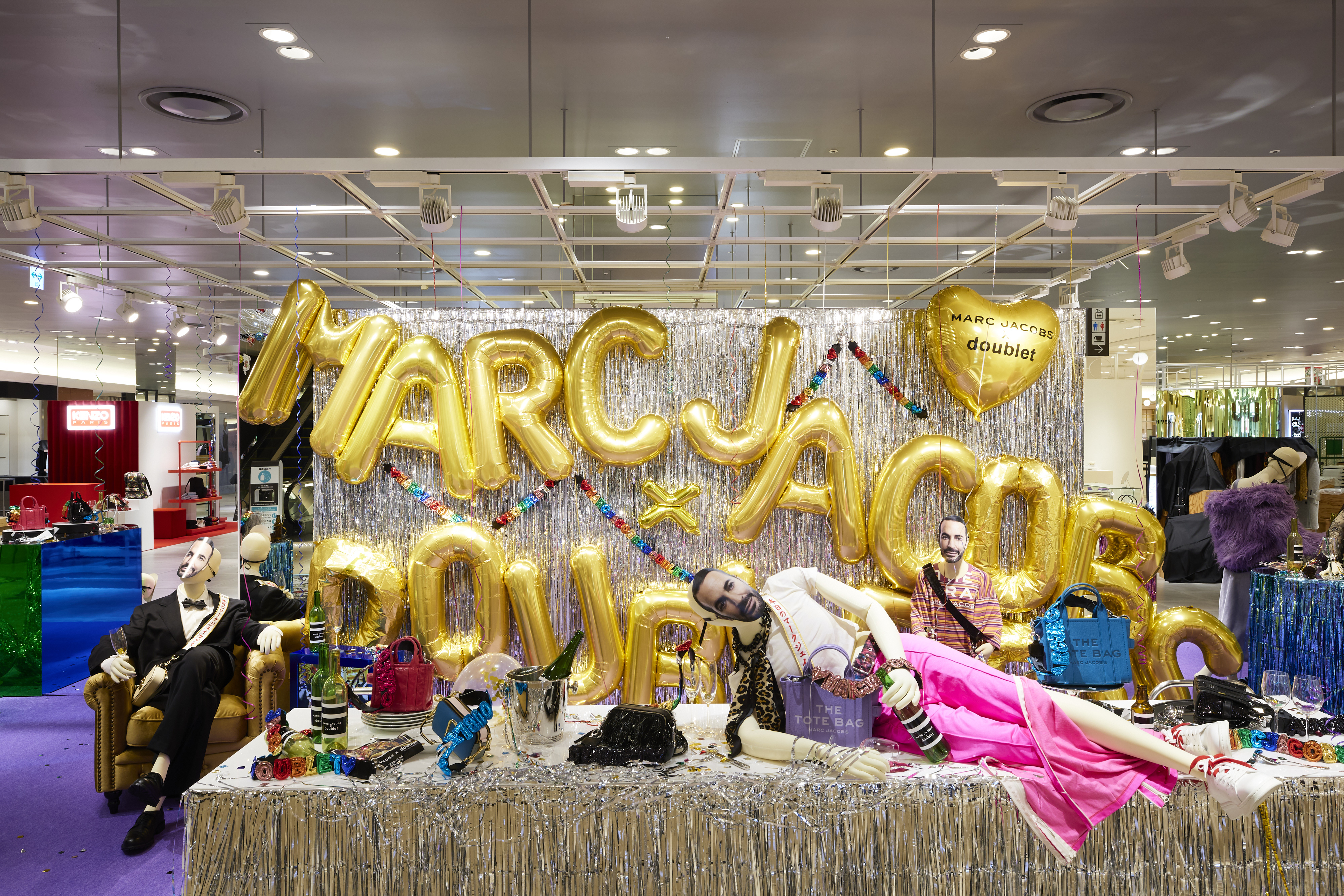 MARC JACOBS × DOUBLET」大阪・阪急うめだ本店での一週間限定、特設