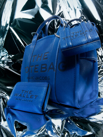 GIFT THE TOTE！ホリデーギフトは心躍る「THE TOTE」で決まり