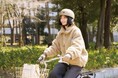 自転車運転中の安全をおしゃれに守る!「おしゃヘル」から2025秋冬デザインのアイテムが新登場!9月1日より発売