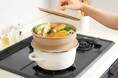 サッと洗えてお手入れ簡単！シート不要！少ない手間で本格蒸し料理！薄くたたんで収納できる「折りたたみシリコンスチーマー」を1月9日発売