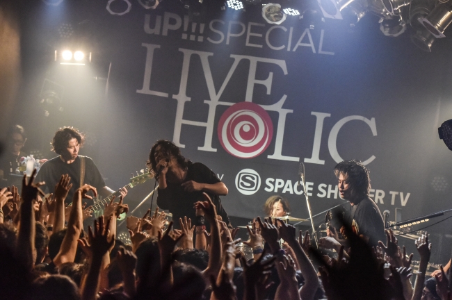 LIVE HOLIC_THE BACK HORN