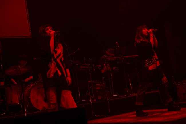 PUFFY Precious Live in 熊本／photo岸田哲平