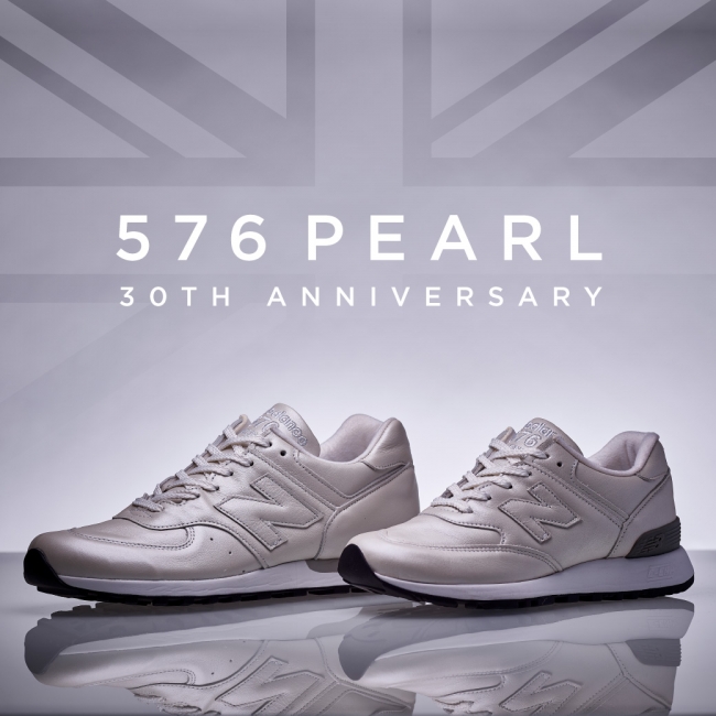 新品30周年記念UK製M576PRL限定パールライズレザー白26.5cm天然皮革靴 - 靴