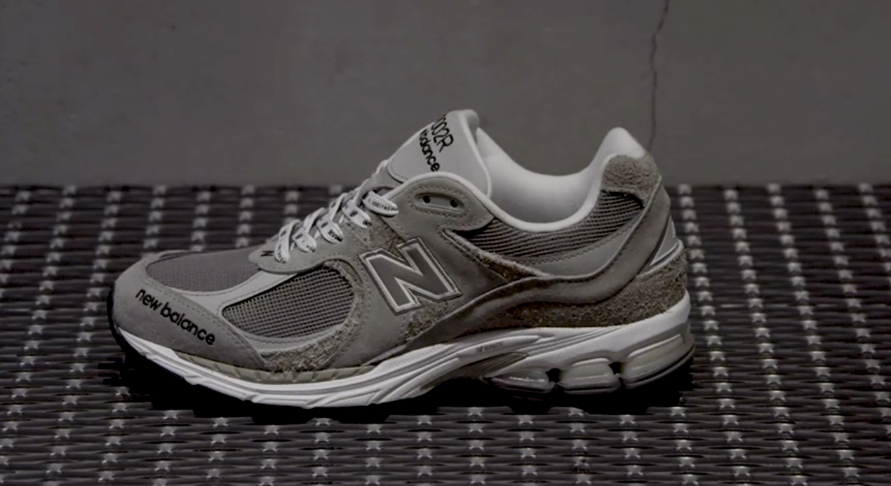 N.HOOLYWOOD × New Balance × INVINCIBLE」トリプルコラボレーションの