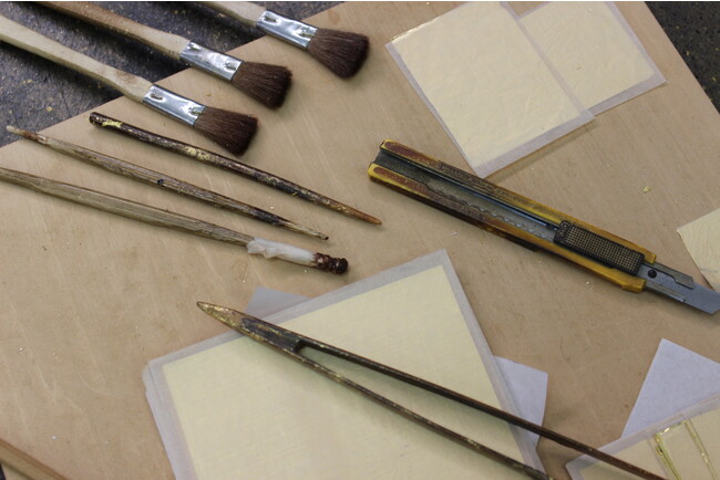 京都の老舗金箔押し職人アート