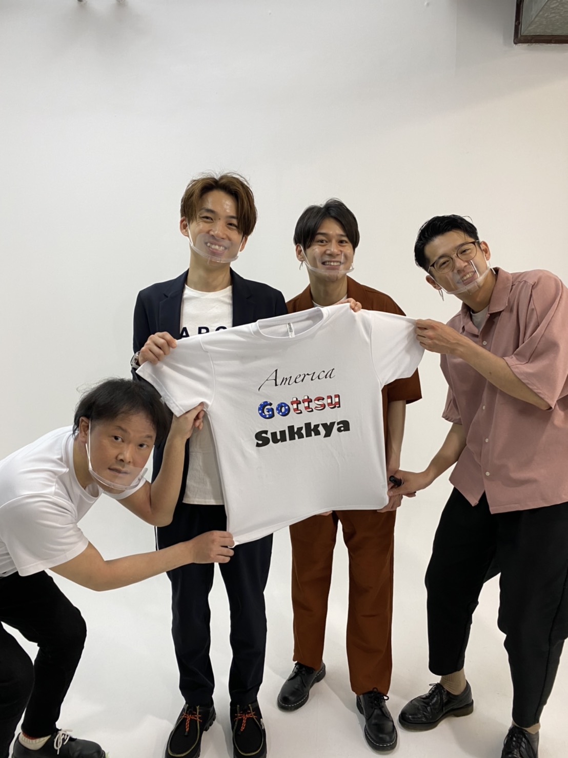 アインシュタインとトットの冠番組 アイントット 初回は芸人の私物や作品のオークション企画からスタート 吉本興業株式会社のプレスリリース アインシュタインとトットの冠番組 アイントット 初回は芸人の私物や作品のオークション企画からスタート 吉本興業株式会社のプレスリリース