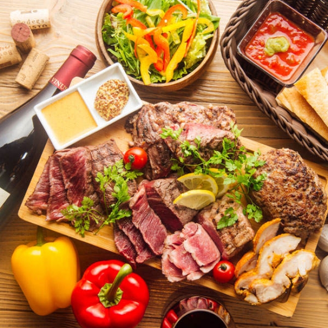 毎月29日は肉の日開催 豪華肉盛プレートが魅力的 そびえたつローストビーフタワーは圧巻 1929円でローストビーフタワー付き豪華肉プレート食べ放題 を開催 株式会社ディー アールのプレスリリース