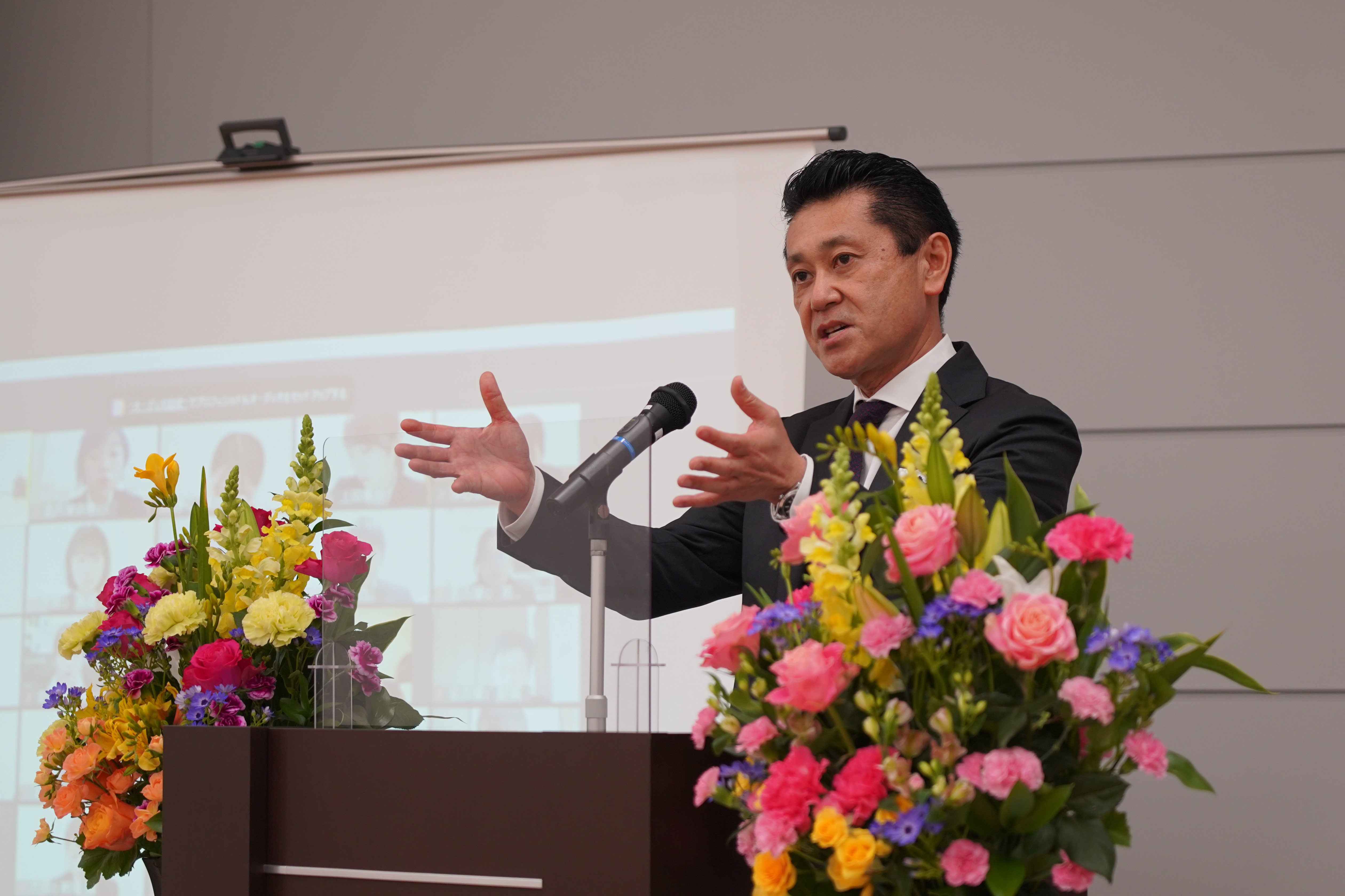 ハウスコムグループが入社式を実施 新入社員150名が新しい仲間に ハウスコム株式会社のプレスリリース