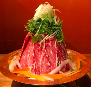 「フォトジェ肉」な肉の山