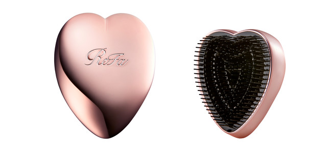 からまりほぐす、みがき上げるツヤメイクブラシ「ReFa HEART BRUSH