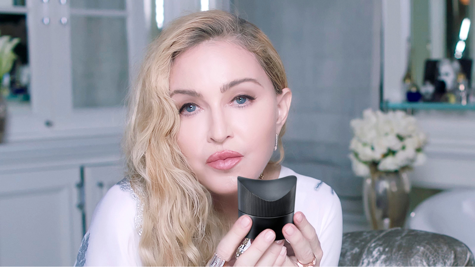 MDNAスキン フェイスウォッシュ、ローズミスト、クリーム-