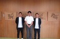 ケイアイスター不動産所属の女子サッカー山本監督が山下奈良県知事を表敬訪問