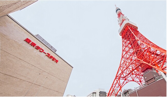 東京タワーの麓興奮