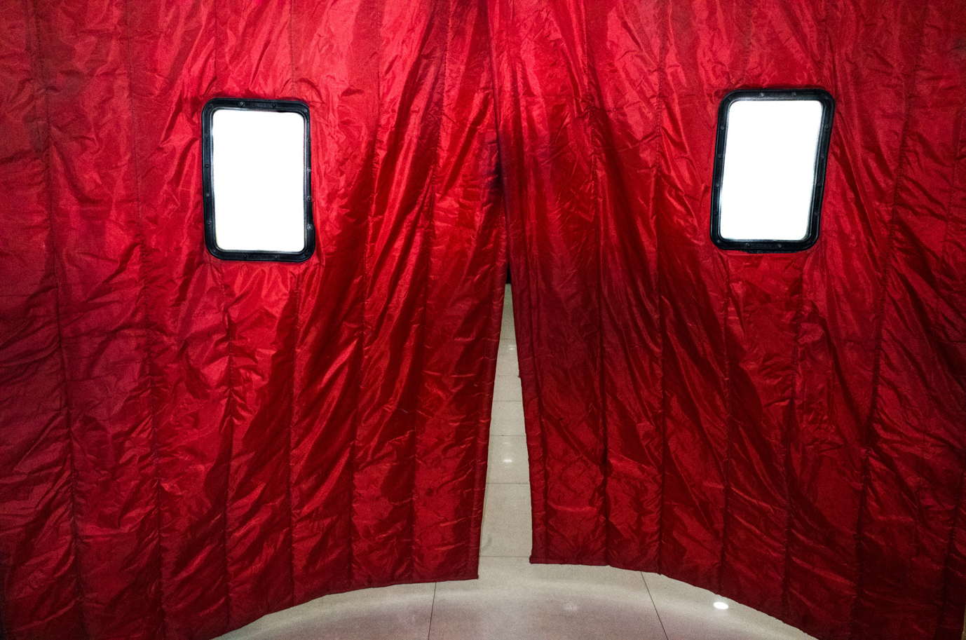 第21回写真「1_WALL」グランプリ受賞者個展　Ryu Ika展「The Second Seeing」2020年8月18日（火）～9月12日（土）