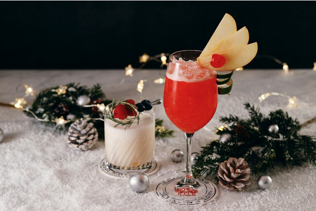 2023クリスマス限定 オリジナルカクテル　（画像：左）ノエル・リース　（画像：右）プレゼント・ノエル