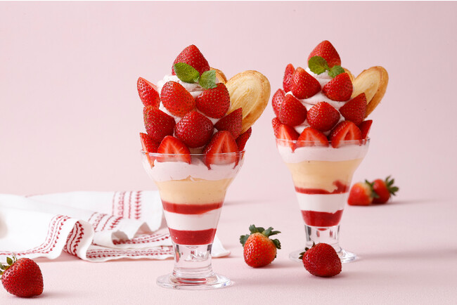 いちごパフェ