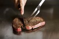 【ホテルメトロポリタン エドモント】公式SNSで合計約420万回再生「人生最高の日に食べたい高級ステーキ」が味わえる 鉄板焼「山彦」のクリスマスコース