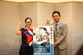 佐賀を舞台にした漫画『棕櫚の木の下で』作者が佐賀県知事・佐賀市長を表敬訪問