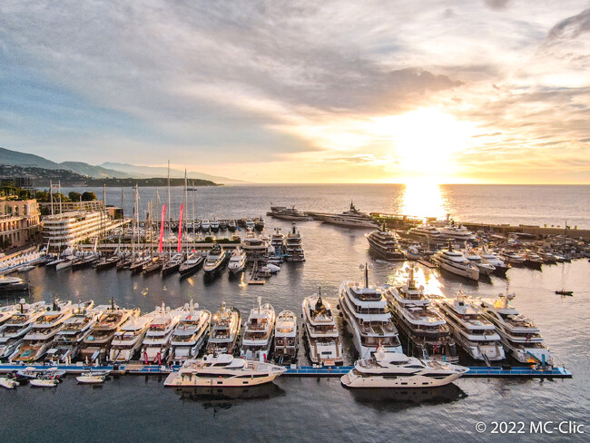 (C)Monaco Yacht Show