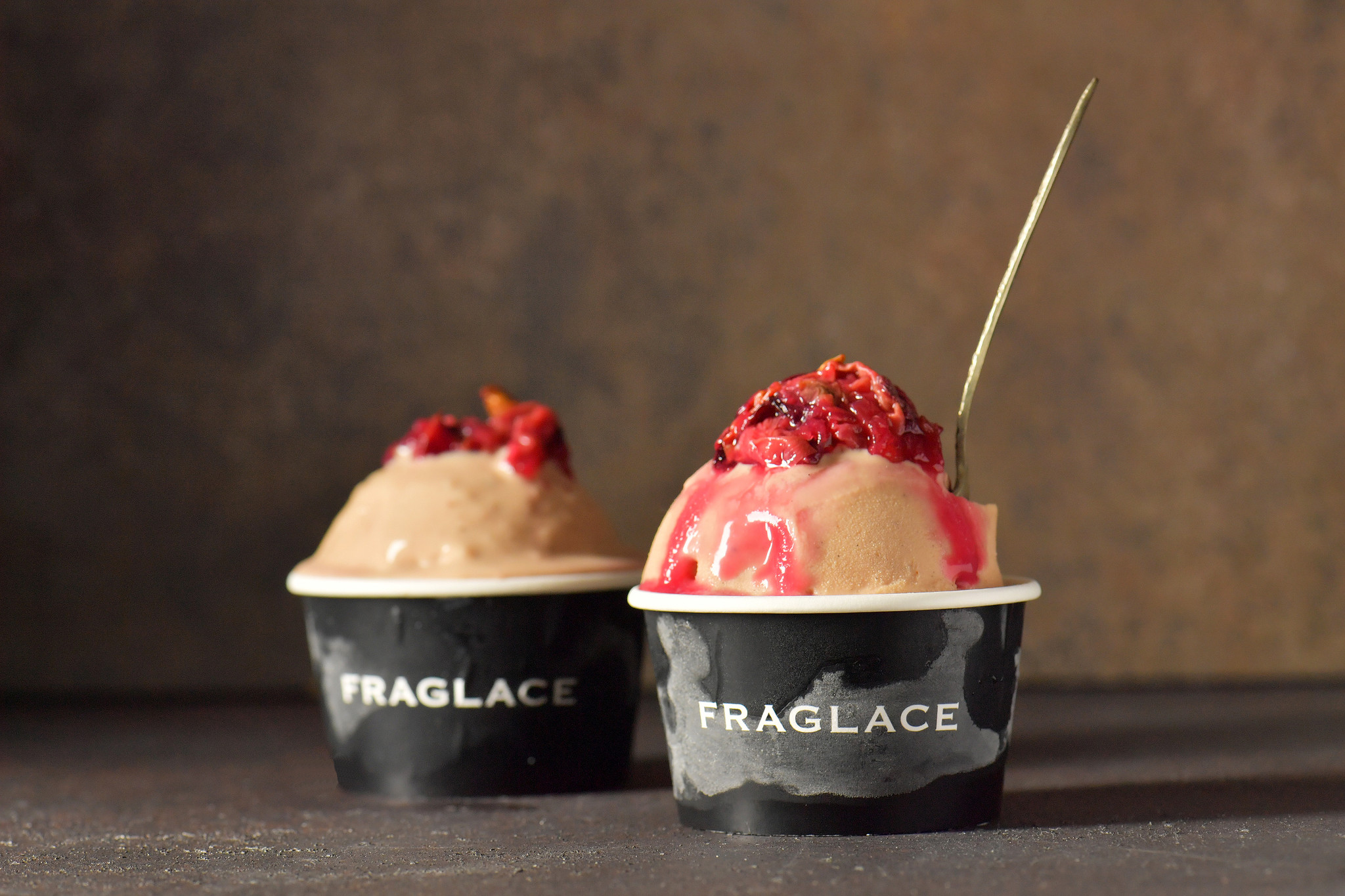 香りをたべる バラのアイスクリームブランドが新登場 Fraglace フレグラス ローズバニラ Fraglace フレグラス ローズチョコレート Dot Science株式会社のプレスリリース