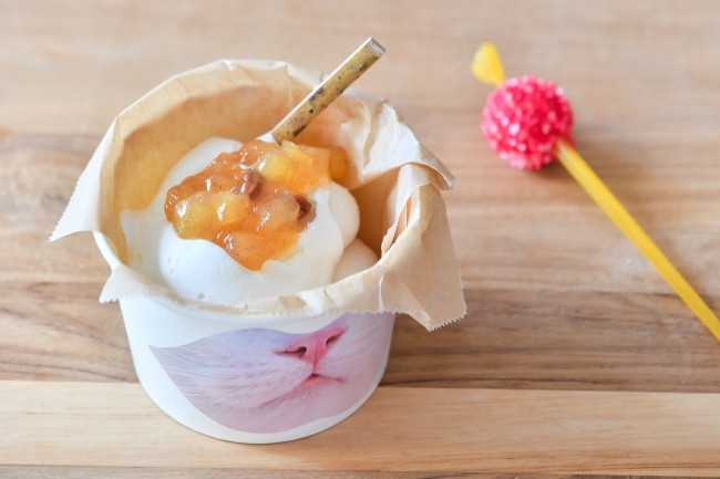 アップルシナモンの豆乳クリームお餅（税込680円、通年販売）