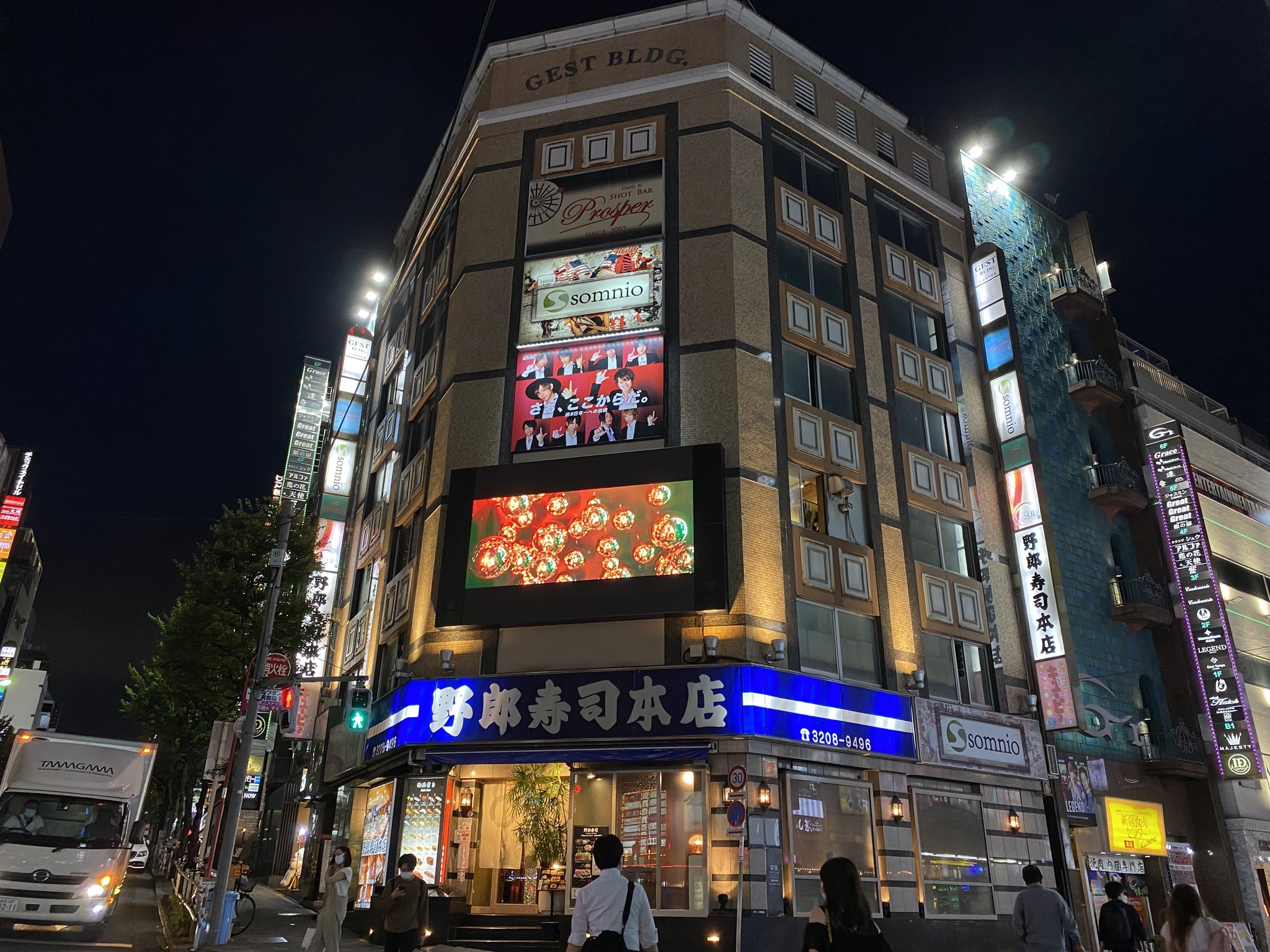 歌舞伎町の中心部 Gest Bldg の壁面にledビジョンを設置しました Lm Tokyo株式会社のプレスリリース