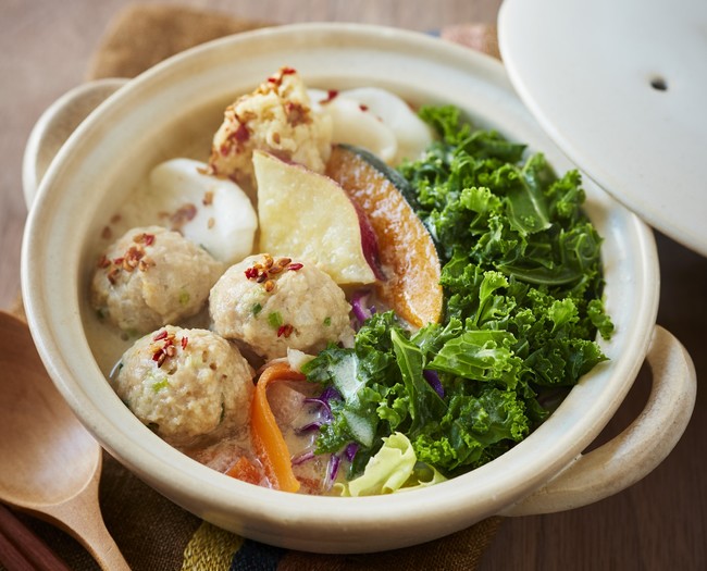鶏団子と生姜のSalad鍋